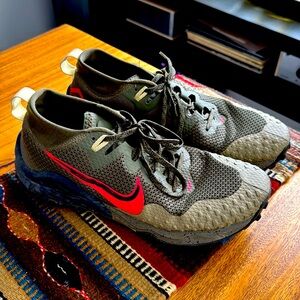 Men’s Nike Wildhorse 7 Cargo Khaki Siren Red Trail Running Shoes CZ1856-302